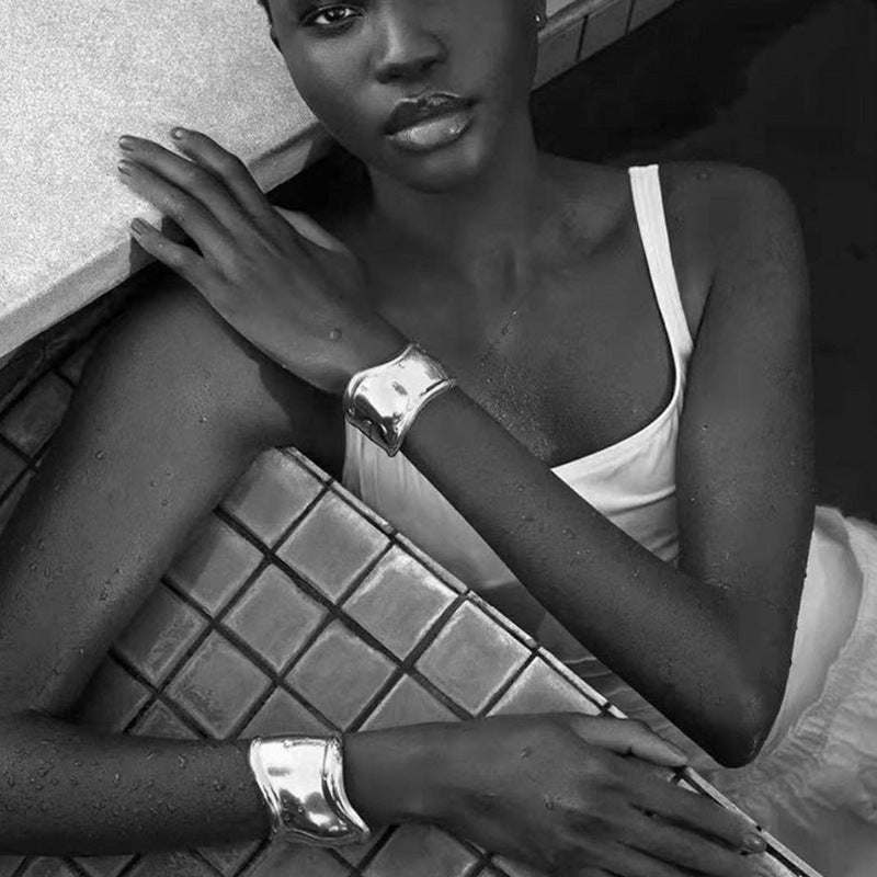 Male And Female Personality Geometric Metal Glossy Surface Jewelry